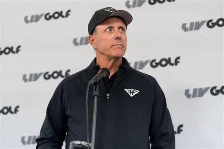 Is Phil Mickelson a Pilot?